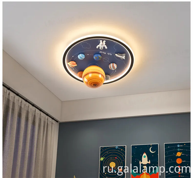 Творческая потолочная лампа астронавта для детей